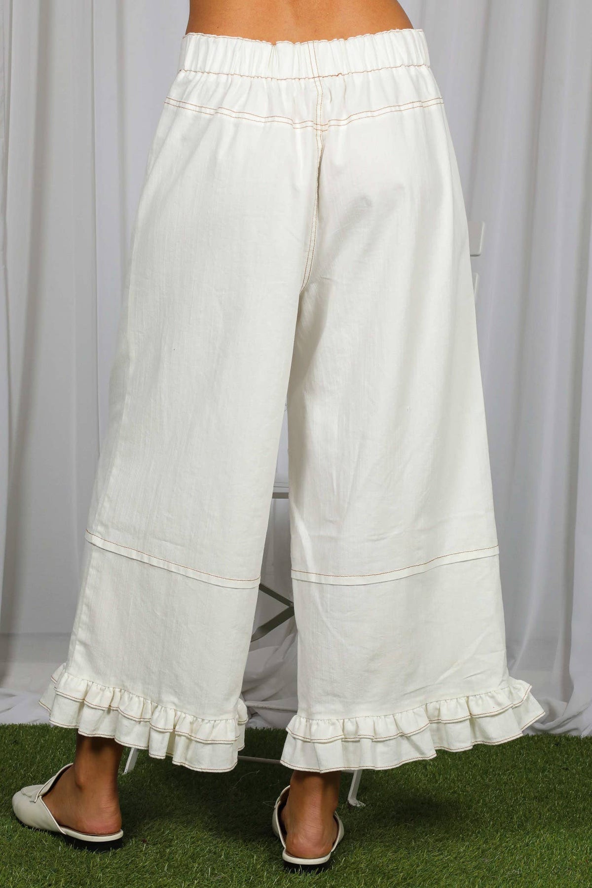 Vine & Love Cropped Denim Pants